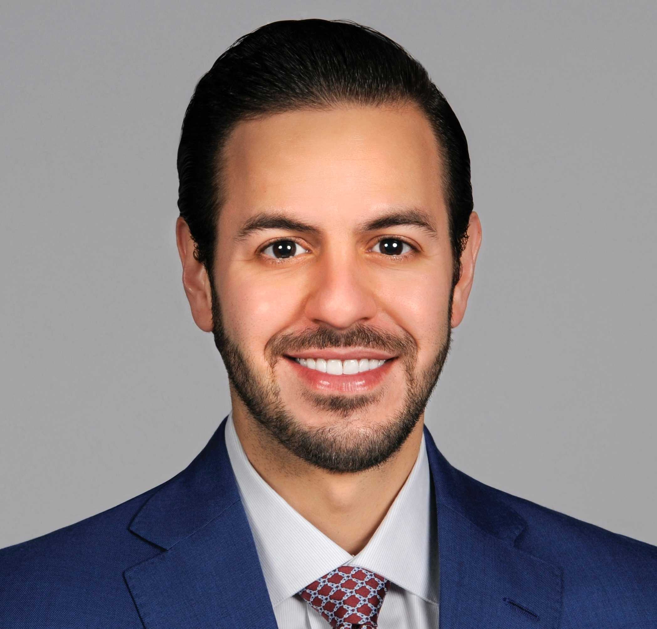 Giovanni R. Castro '13