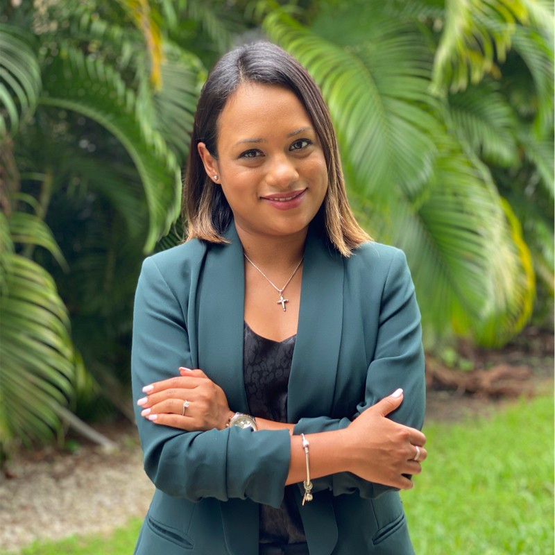 Silvia Castellanos '12