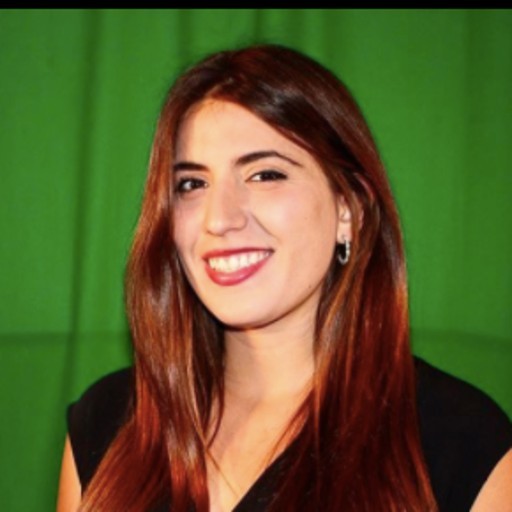 Victoria Angulo '14